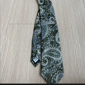 Geoffrey Beene tie nwt